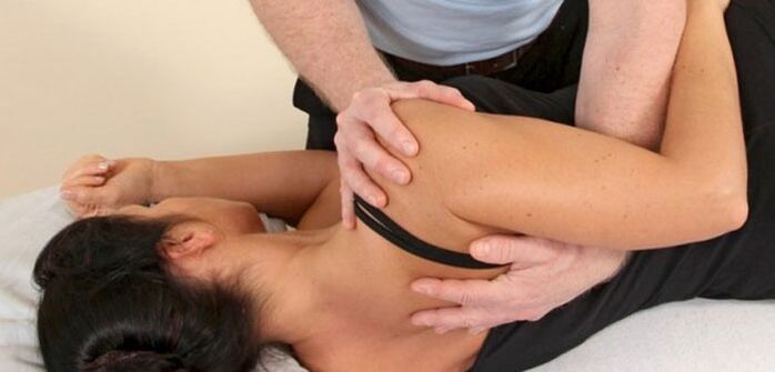 мануальна терапія при плечовому артрозі